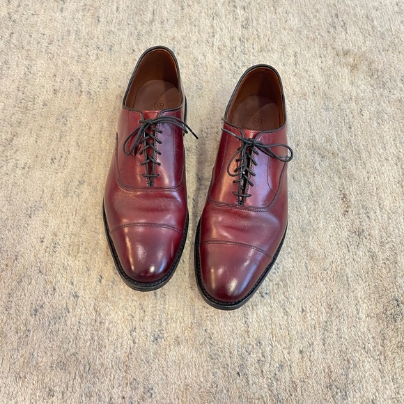 Allen Edmonds Park Avenue Cap-Toe Oxford - Picture 2 of 10